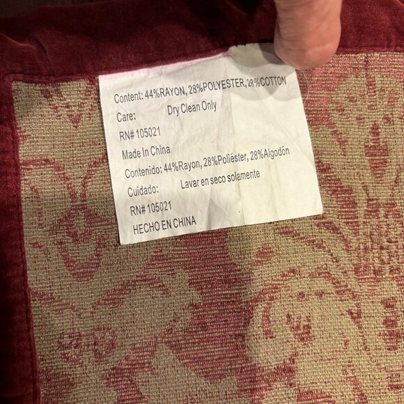 Vintage Damask throw - Picture 6 of 6